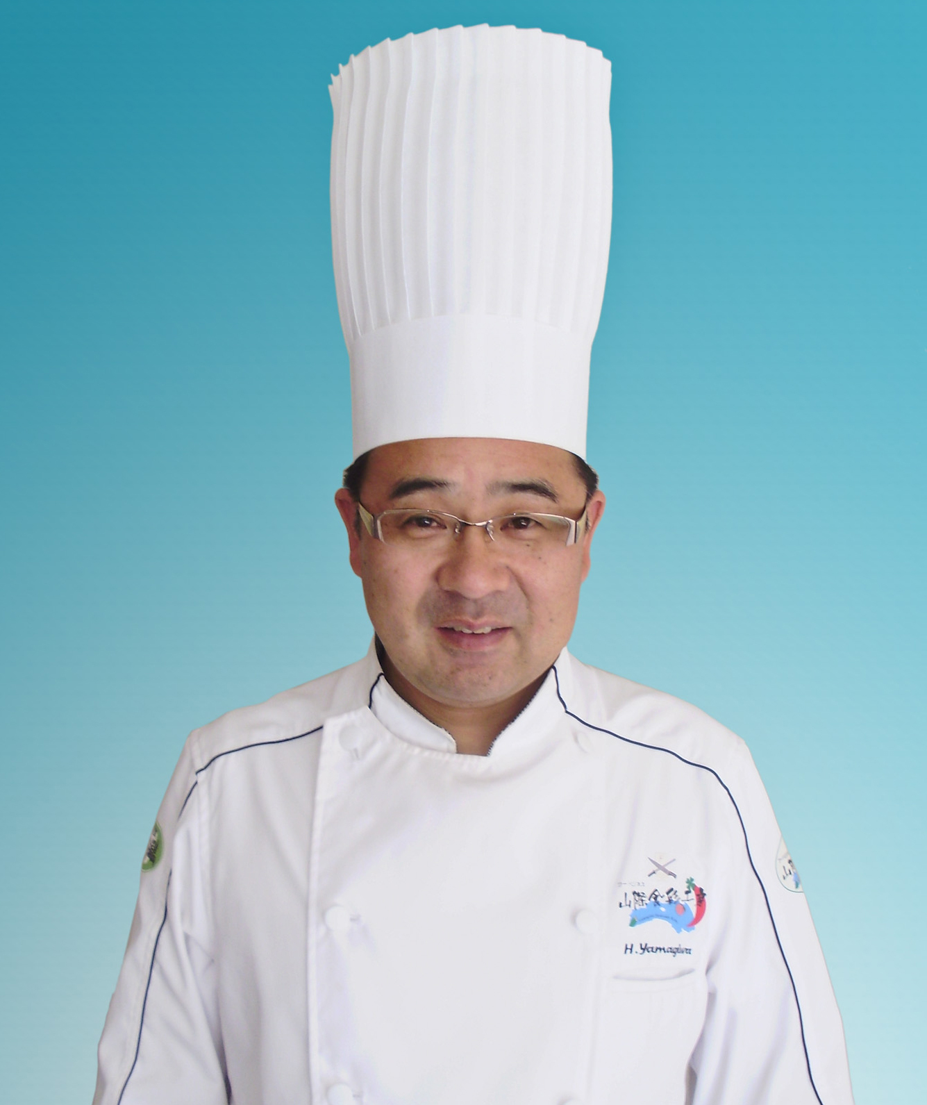 山際シェフ.jpg
